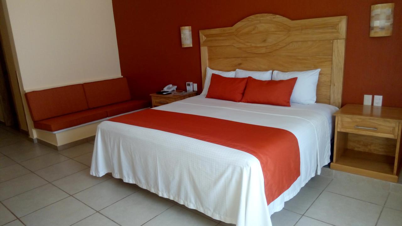 Отель Casa Danna Huatulco Санта-Крус-Хуатулко Экстерьер фото